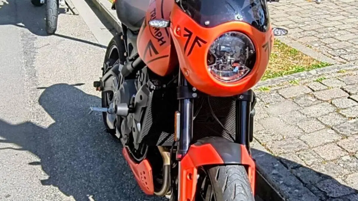 Triumph Trident 660 (2021 - 24)  (2)