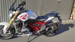Bmw R 1200 R (2015 - 16)  (8)