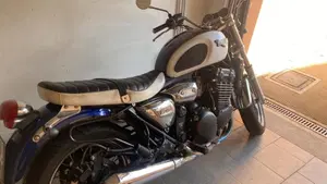 Triumph Legend TT 900 (1998 - 02) 