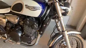 Triumph Legend TT 900 (1998 - 02)  (2)
