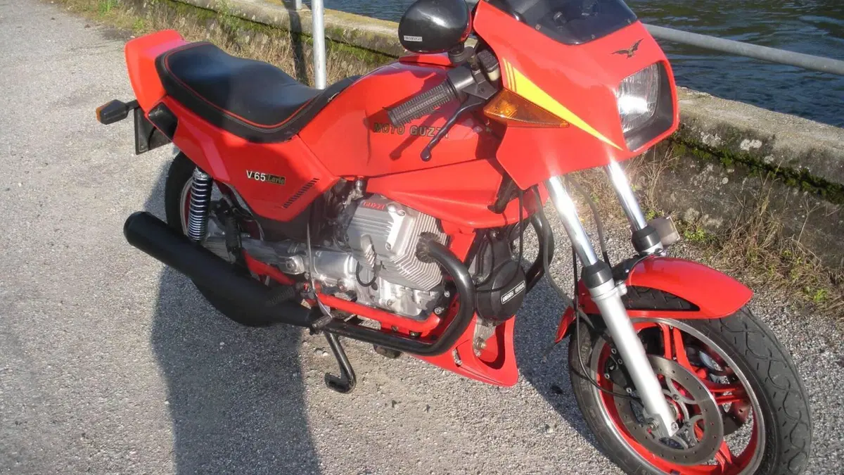 Moto Guzzi  