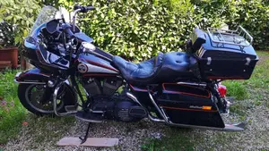 Harley-Davidson   (2)