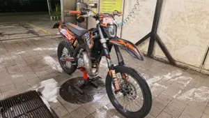 KTM 125 EXC (2008)  (3)