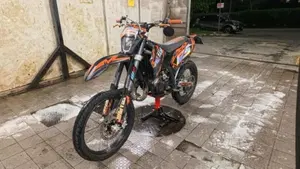 KTM 125 EXC (2008)  (4)