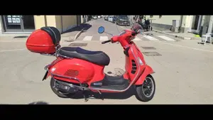 Vespa GTS 300 Super (2008 - 16)  (4)