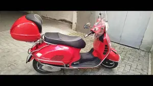 Vespa GTS 300 Super (2008 - 16)  (11)