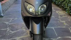 Yamaha T-Max 500 (2004 - 07)  (5)