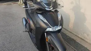 Honda SH 350 Sport (2021 - 24)  (2)