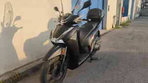 Honda SH 350 Sport (2021 - 24)  (4)