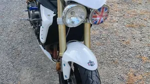 Triumph Street Triple (2007 - 12)  (4)