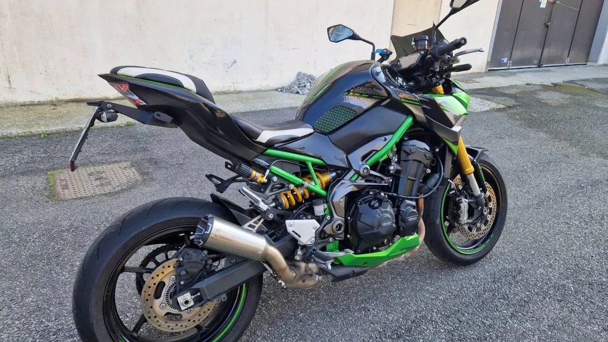 Kawasaki Z 900 SE (2022 - 24)  (3)