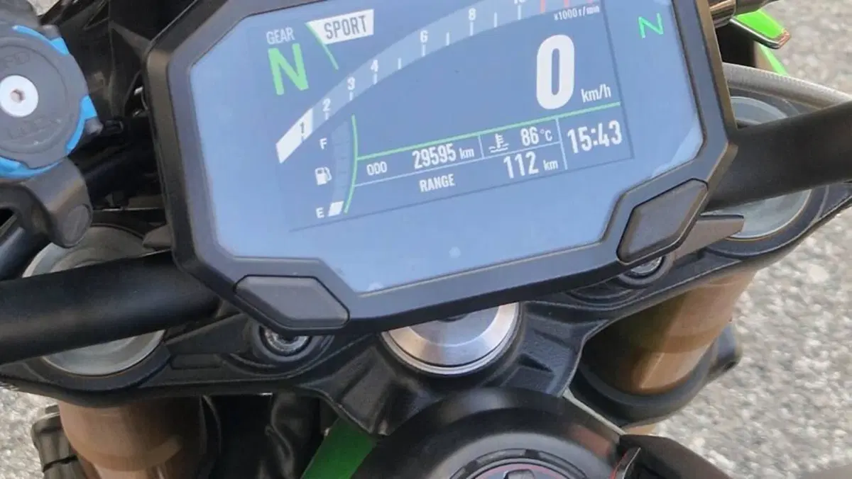 Kawasaki Z 900 SE (2022 - 24)  (4)