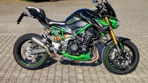 Kawasaki Z 900 SE (2022 - 24)  (5)