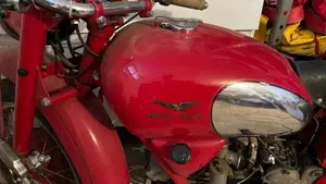 Moto Guzzi   (3)