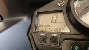 Yamaha TDM 900 (2002 - 14)  (2)