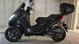 Piaggio Mp3 300 Hpe Sport (2019 - 20)  (9)