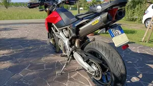 Aprilia Dorsoduro 750 (2009 - 14)  (2)