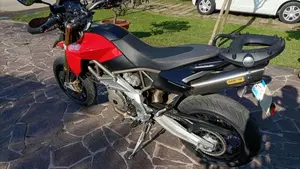 Aprilia Dorsoduro 750 (2009 - 14)  (3)