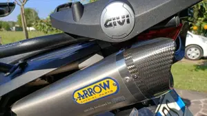 Aprilia Dorsoduro 750 (2009 - 14)  (8)