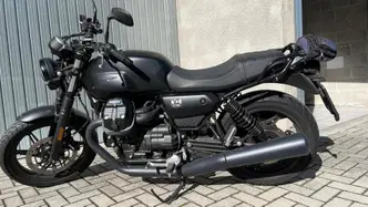 Moto Guzzi V7 Stone (2021 - 24) usata