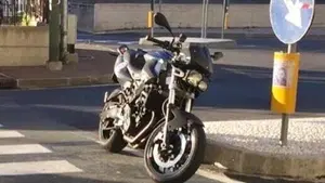 Bmw F 800 R (2009 - 11)  (3)