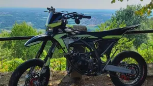 Fantic Motor Motard 50 Performance 2t (2020)  (6)
