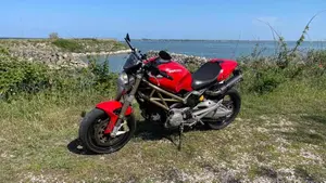 Ducati Monster 696 (2008 - 13)  (4)