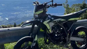 Fantic Motor Motard 50 Performance 2t (2020)  (2)