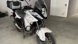 KTM 1290 Super Adventure (2015 - 16)  (2)