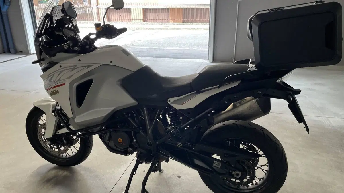 KTM 1290 Super Adventure (2015 - 16)  (4)