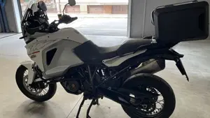 KTM 1290 Super Adventure (2015 - 16)  (4)