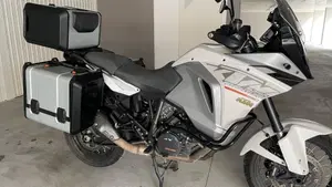 KTM 1290 Super Adventure (2015 - 16)  (5)