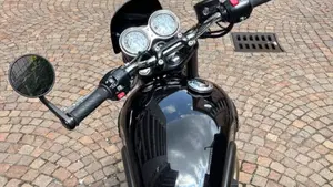 Triumph Bonneville T100 (2021 - 25)  (4)