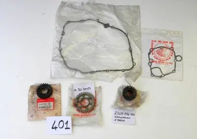 Ingranaggi cambio 2° marcia Honda VF1000 R (n. 401 - Annuncio 9985639