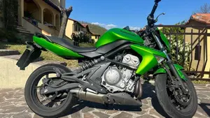 Kawasaki ER-6N (2005 - 08)  (2)