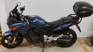 Honda CBF 600 (2004 - 06)  (2)