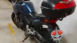Honda CBF 600 (2004 - 06)  (3)