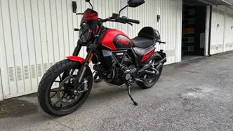 Ducati Scrambler 800 Full Throttle (2023 - 24) usata