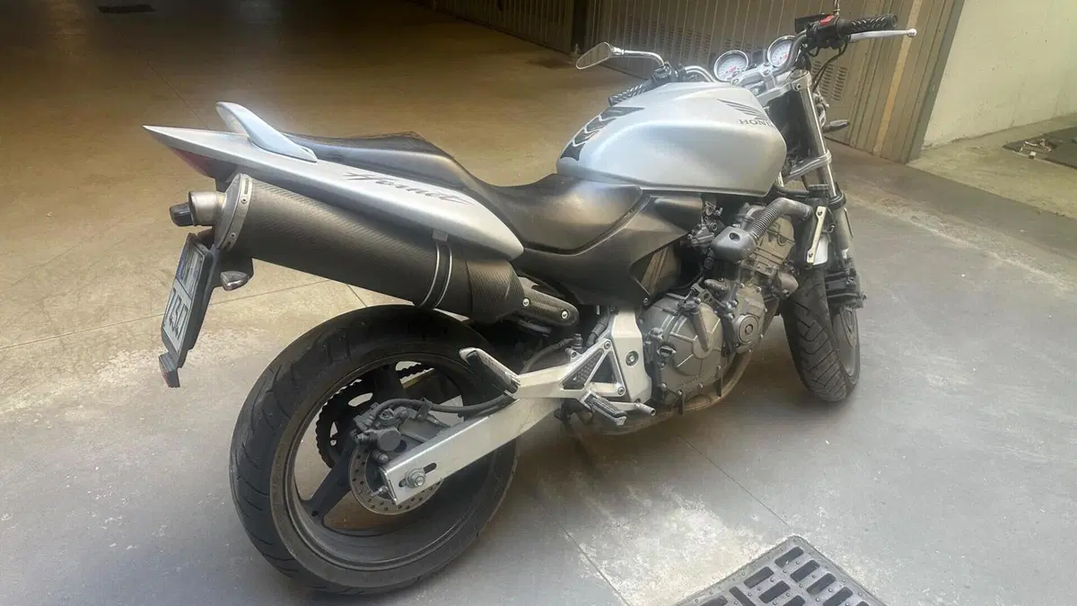 Honda Hornet 600 (2003 - 04)  (3)