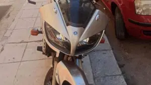 Yamaha FZS 1000 Fazer  (2)