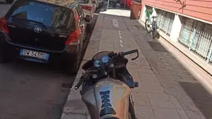 Yamaha FZS 1000 Fazer  (3)