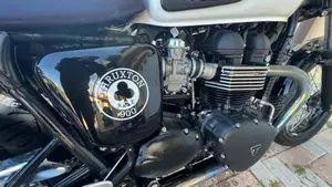 Triumph Thruxton 900 ACE (2014 - 15)  (4)