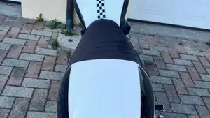Triumph Thruxton 900 ACE (2014 - 15)  (10)
