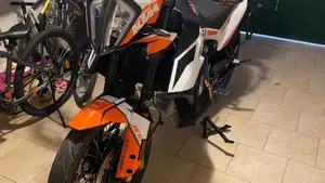 KTM 790 Adventure (2019 - 20)  (10)