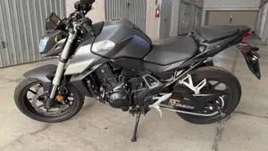Honda CB 750 Hornet (2023 - 24)  (4)
