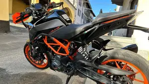 KTM 390 Duke (2021 - 23)  (2)