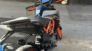 KTM 390 Duke (2021 - 23)  (3)