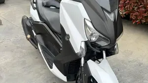 Yamaha X-Max 400 ABS (2013 - 16)  (7)