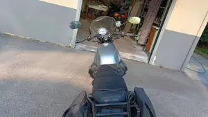 Moto Guzzi V7 Stone Special Edition (2022 - 25) 
