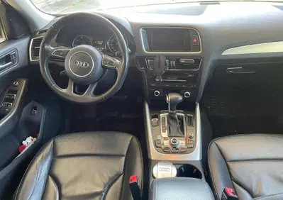 Audi Q5 2.0 TDI 177CV quattro S tronic (4)